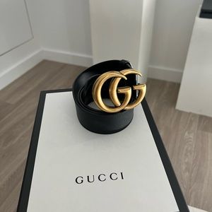 Gucci Leather belt with Double G buckle